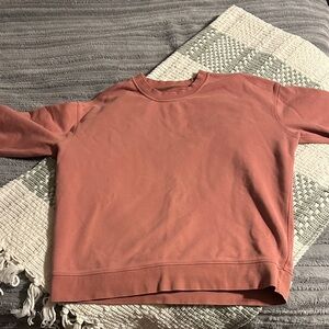 Women’s Lululemon crewneck
